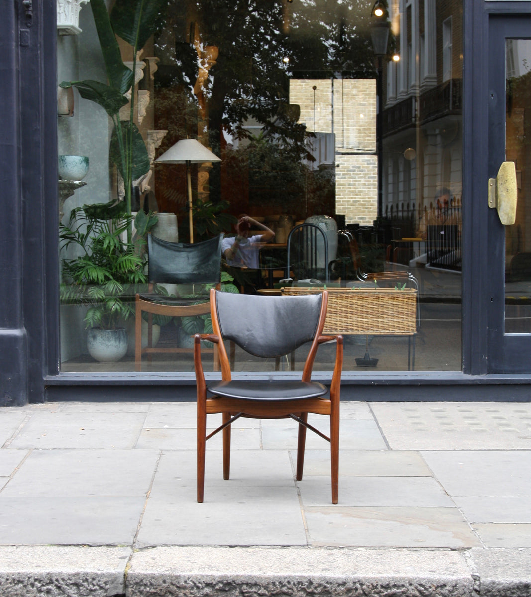 Armchair BO46 Finn Juhl Finn Juhl – Sigmar London