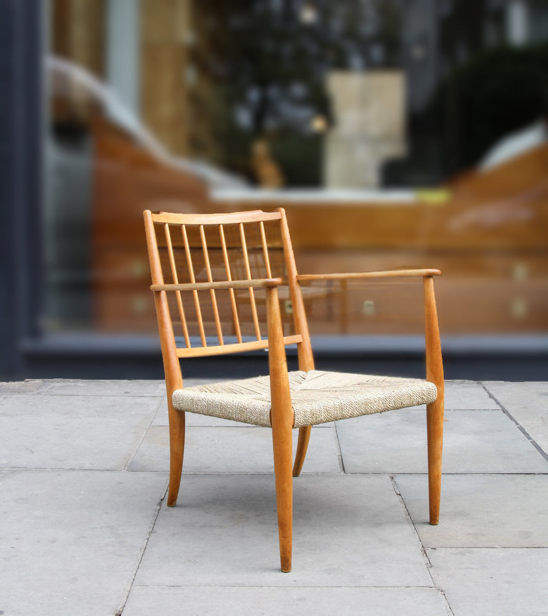 Armchair No.508 / Josef Frank