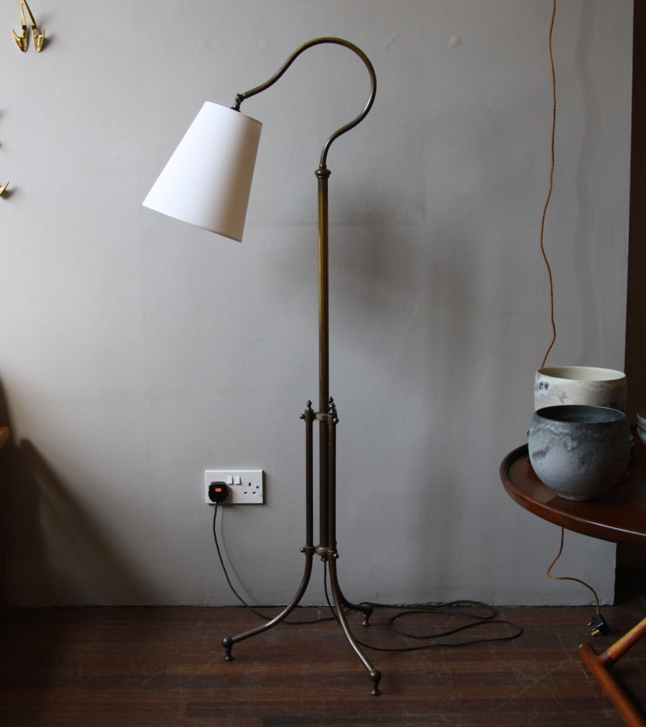 Brass Floor Light – Sigmar London