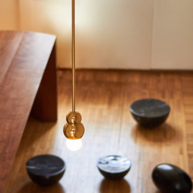 Ball Light Small Pendant Rod / Michael Anastassiades