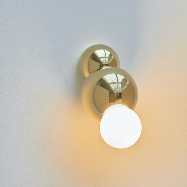 Ball Light Small Wall Mounted / Michael Anastassiades