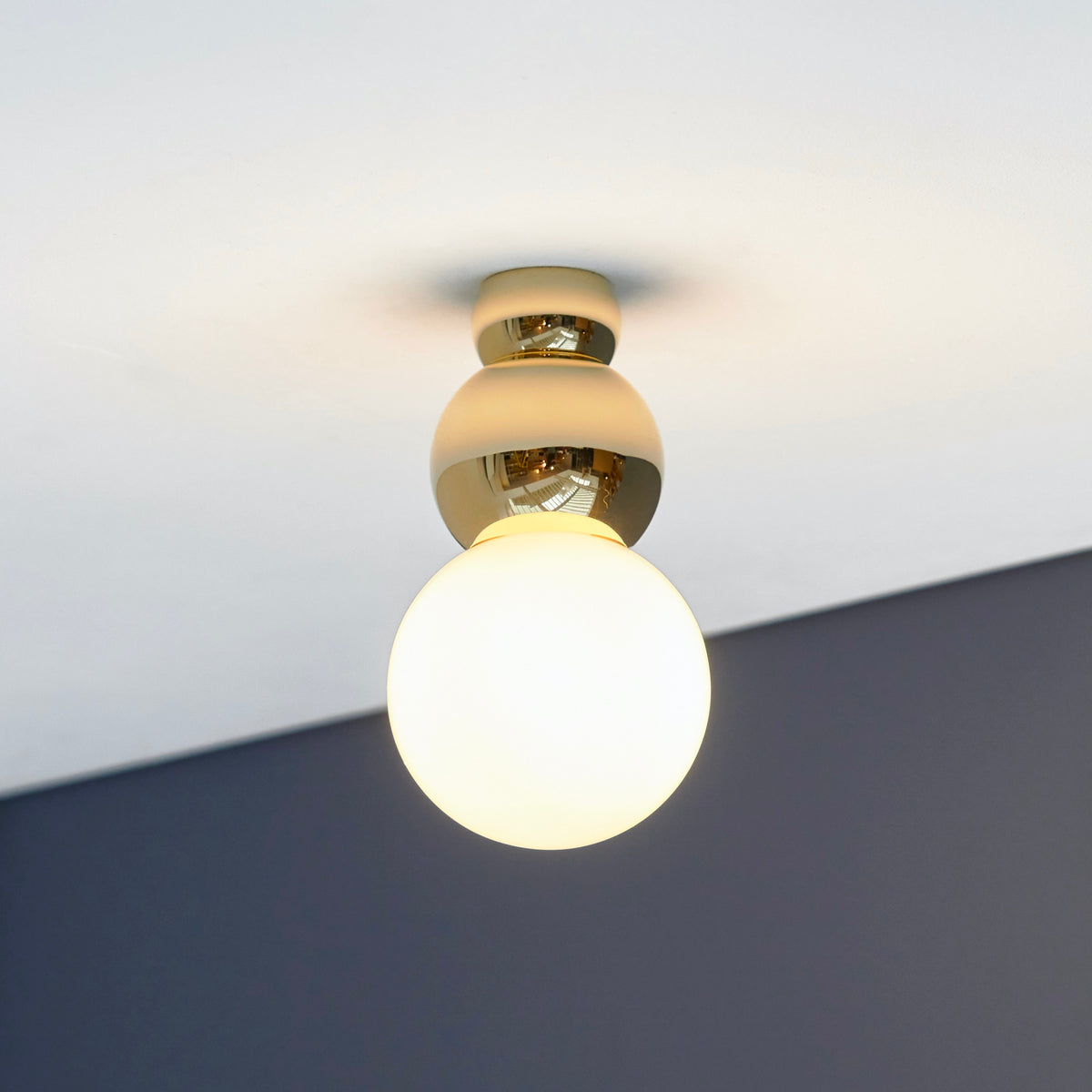 Ball Light Large Ceiling Mounted / Michael Anastassiades