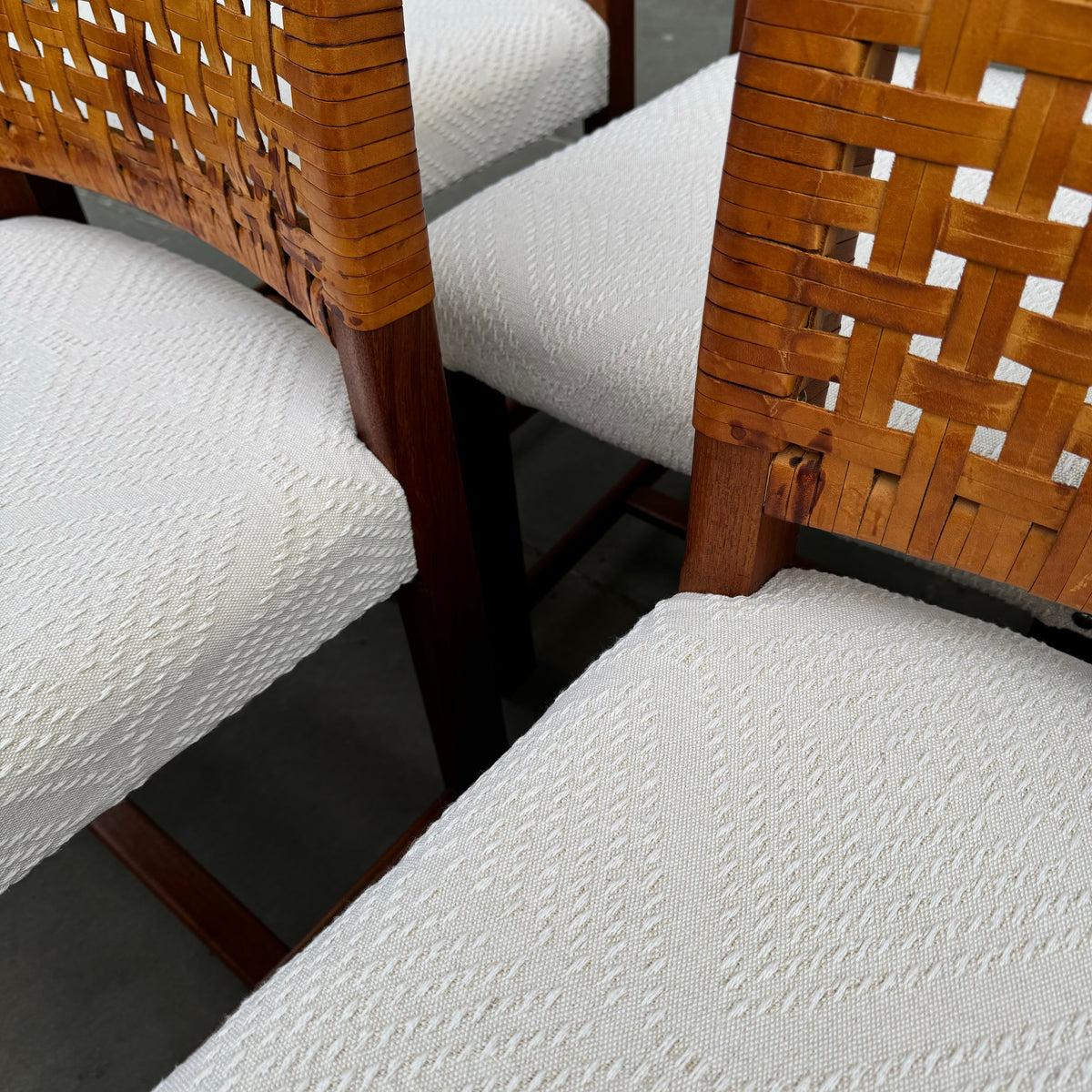 Näyttely Dining Table & Eight Chairs/ Carl-Gustaf Hiort af Ornäs, Finland, 1950s