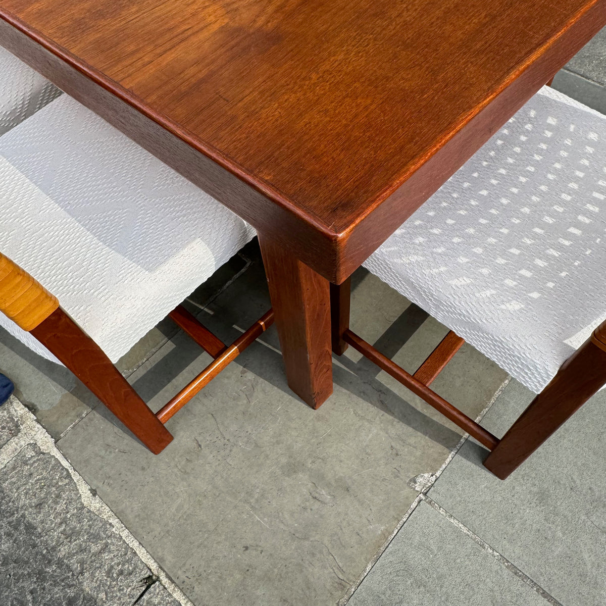 Näyttely Dining Table & Eight Chairs/ Carl-Gustaf Hiort af Ornäs, Finland, 1950s