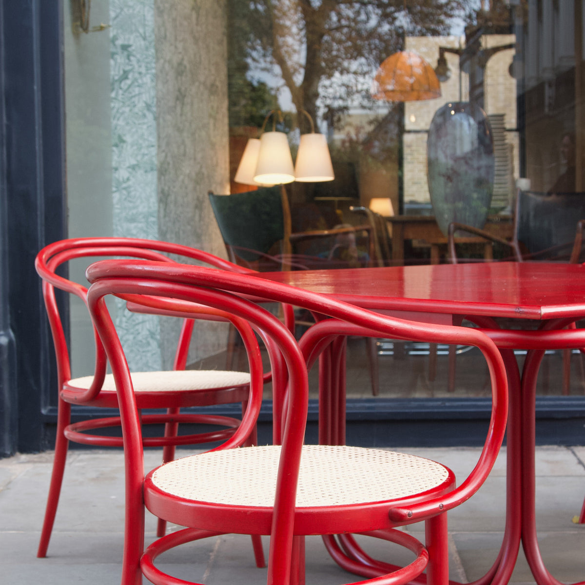 Bentwood Embassy Table & Four Chairs/ Jan Bočan