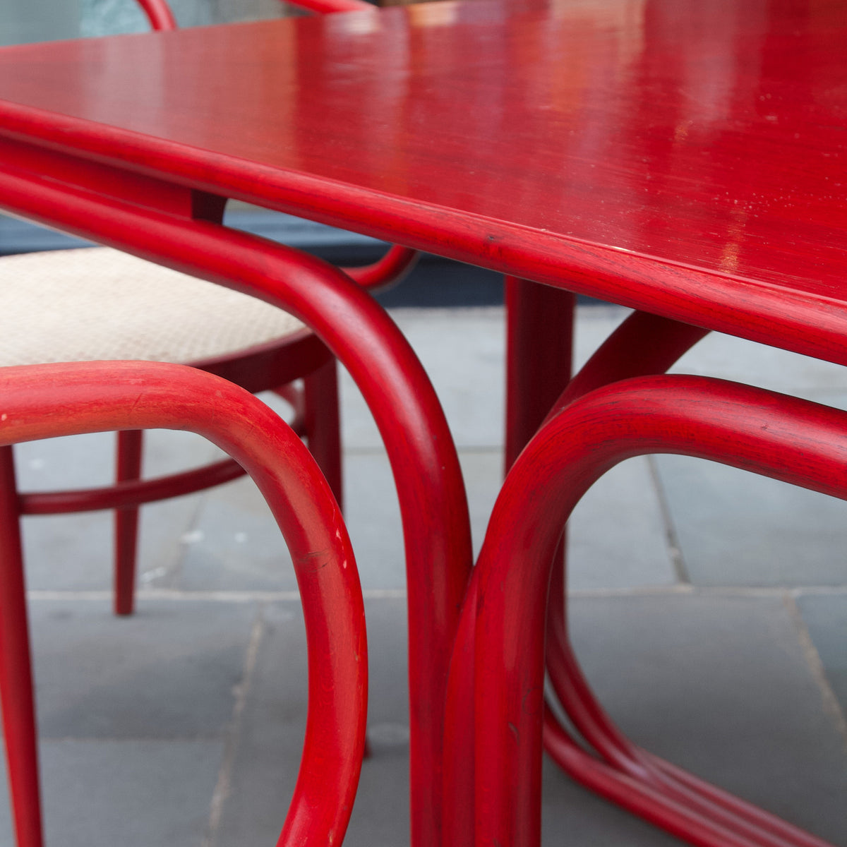 Bentwood Embassy Table & Four Chairs/ Jan Bočan