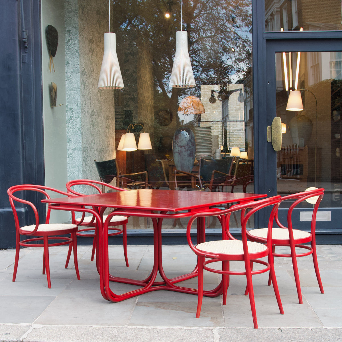 Bentwood Embassy Table & Four Chairs/ Jan Bočan
