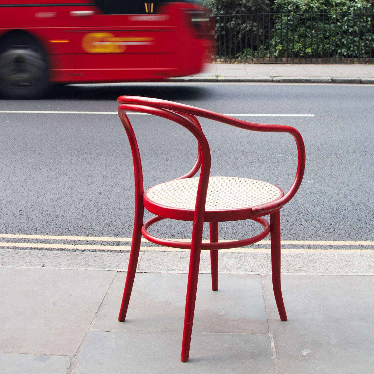 Bentwood Embassy Table & Four Chairs/ Jan Bočan