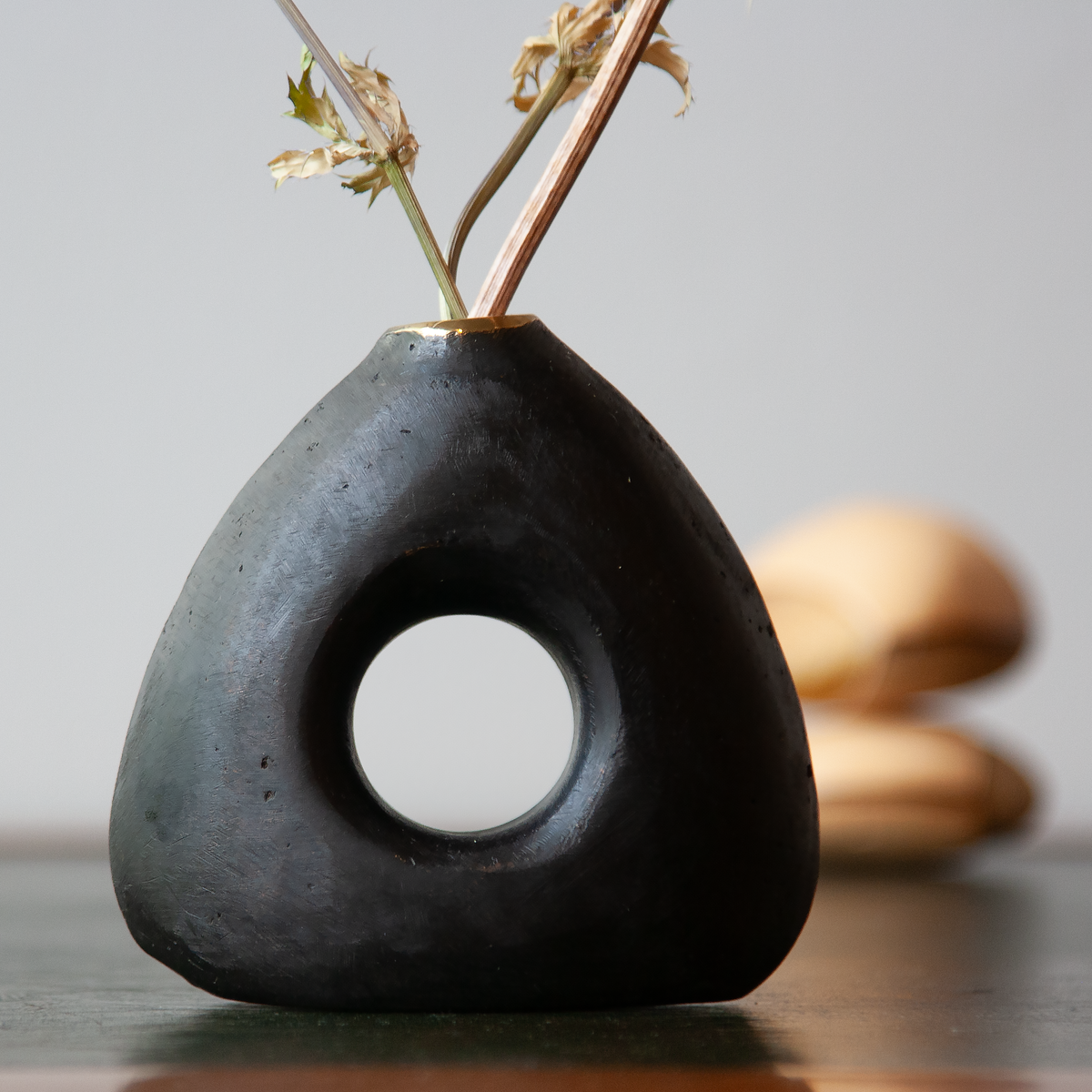 See-Through Vase #3787 by Werkstätte Carl Auböck, a sculptural solid brass object showcasing the workshop’s signature modernist design. This elegantly crafted piece blends functionality with artistic form, embodying Auböck’s timeless aesthetic.