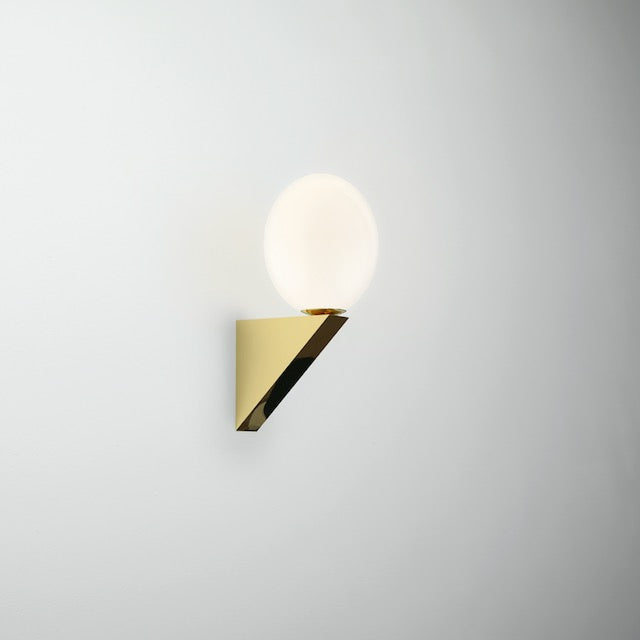 The Philosophical Egg Wall Mounted / Michael Anastassiades