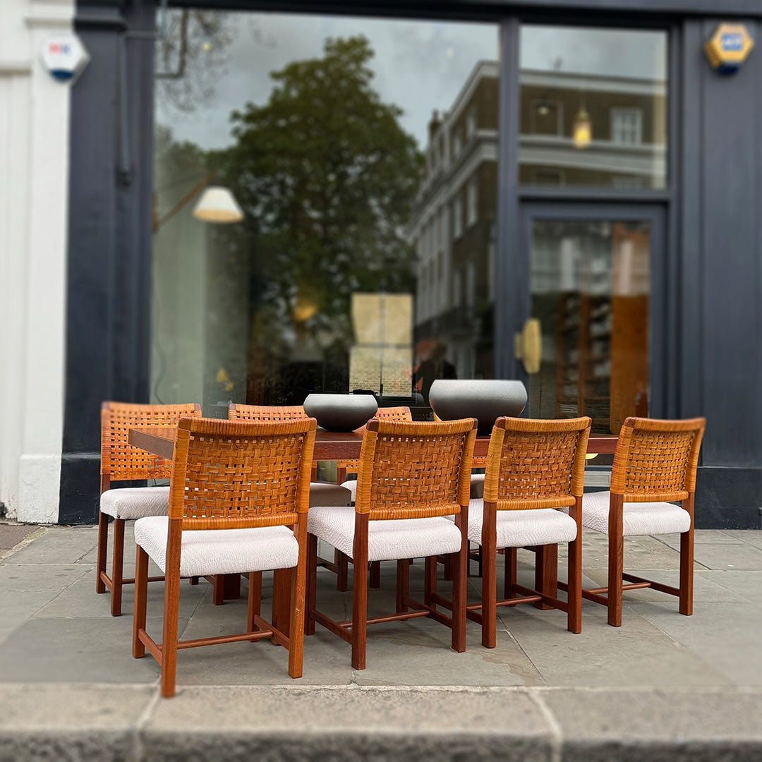 Näyttely Dining Table & Eight Chairs/ Carl-Gustaf Hiort af Ornäs, Finland, 1950s