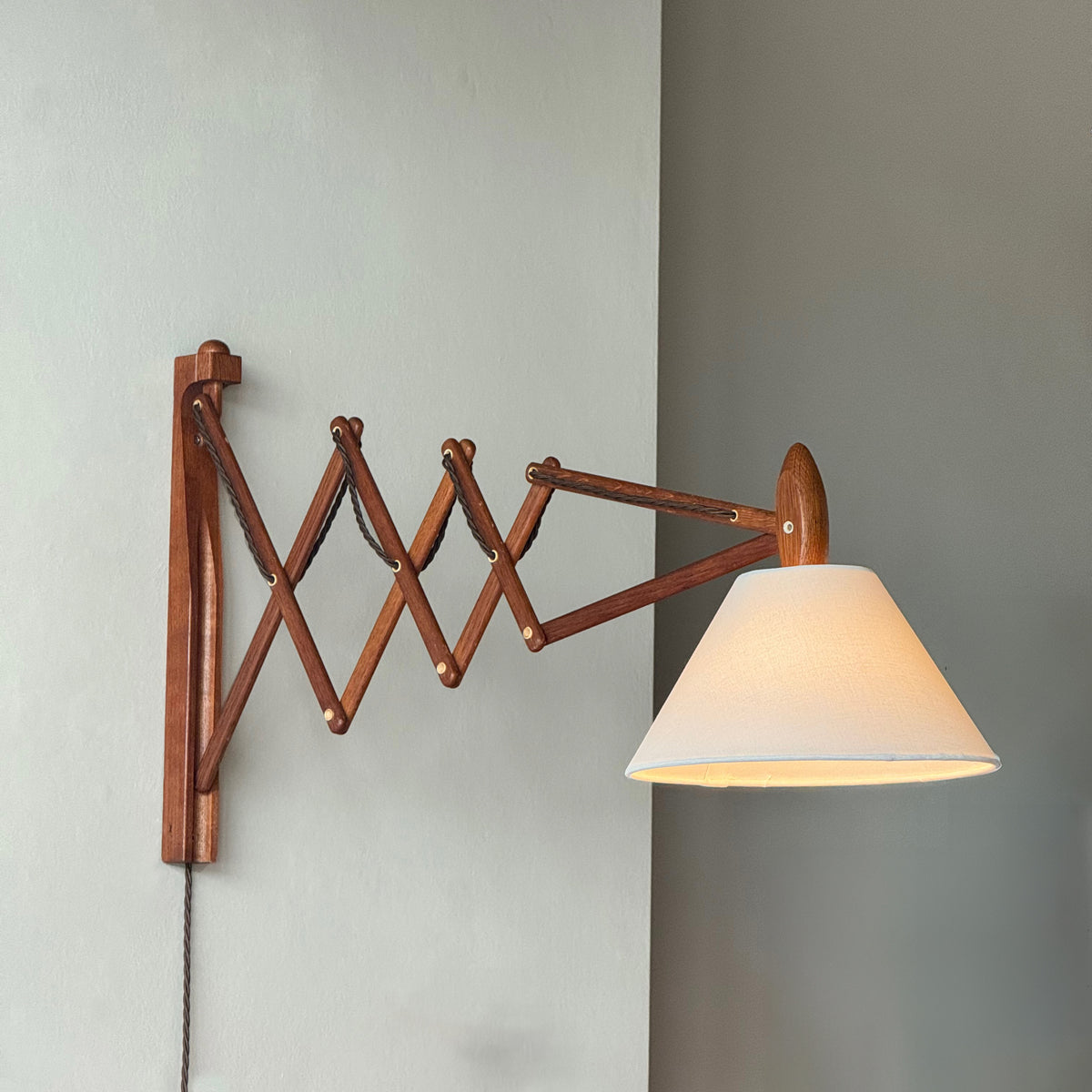 Medium Oak 'Sax' Wall Lamp #2/ Erik Hansen/ for Le Klint, 1952