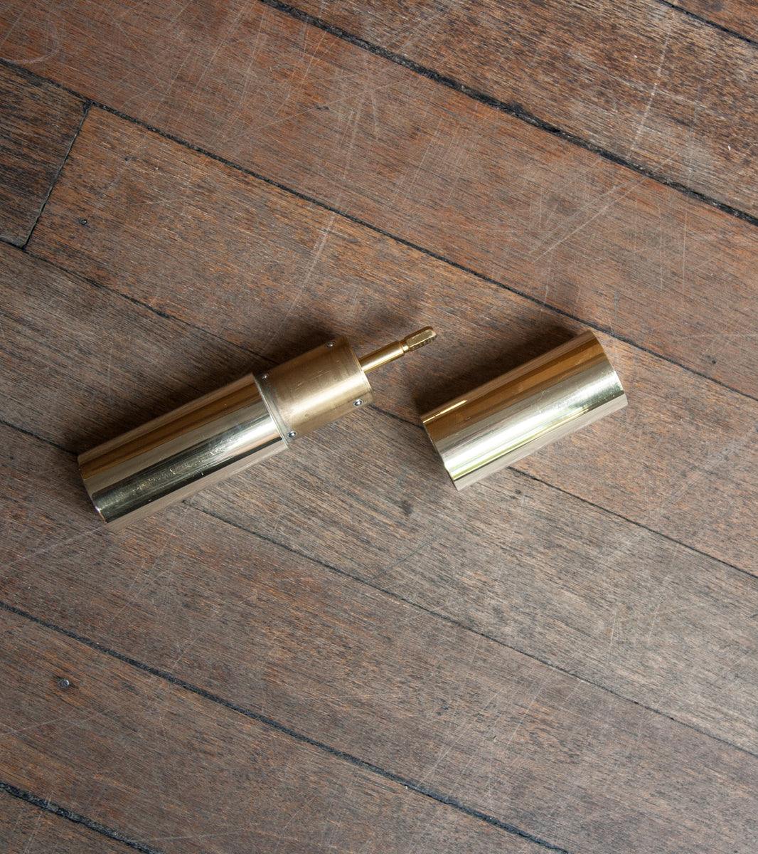 A special limited edition collection of pepper mills by Carl Auböck, available at Sigmar London. Featuring copper-plated brass, cross-filed brass, patinated brass, matt-nickel finishes, and solid copper, the collection includes designs by Michael Anastassiades and reflects exceptional craftsmanship from the Auböck workshop in Vienna.