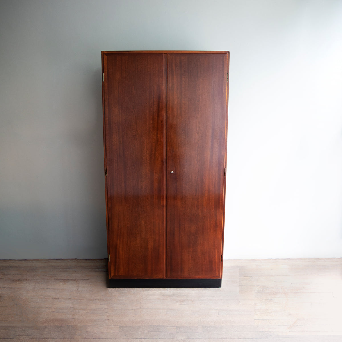 Model 5763 Armoire / Kaare Klint, 1938