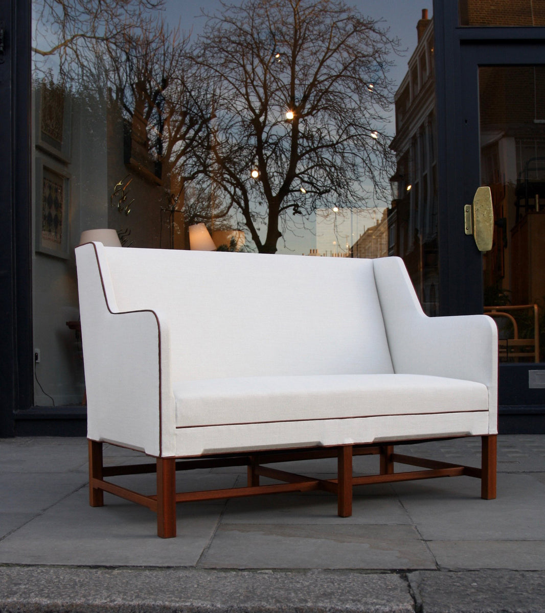 Model 4118 Sofa / Kaare Klint