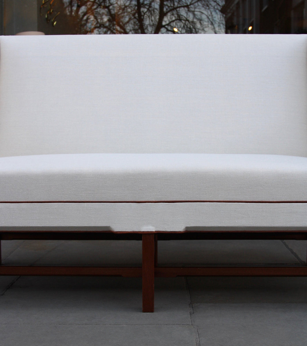 Model 4118 Sofa / Kaare Klint