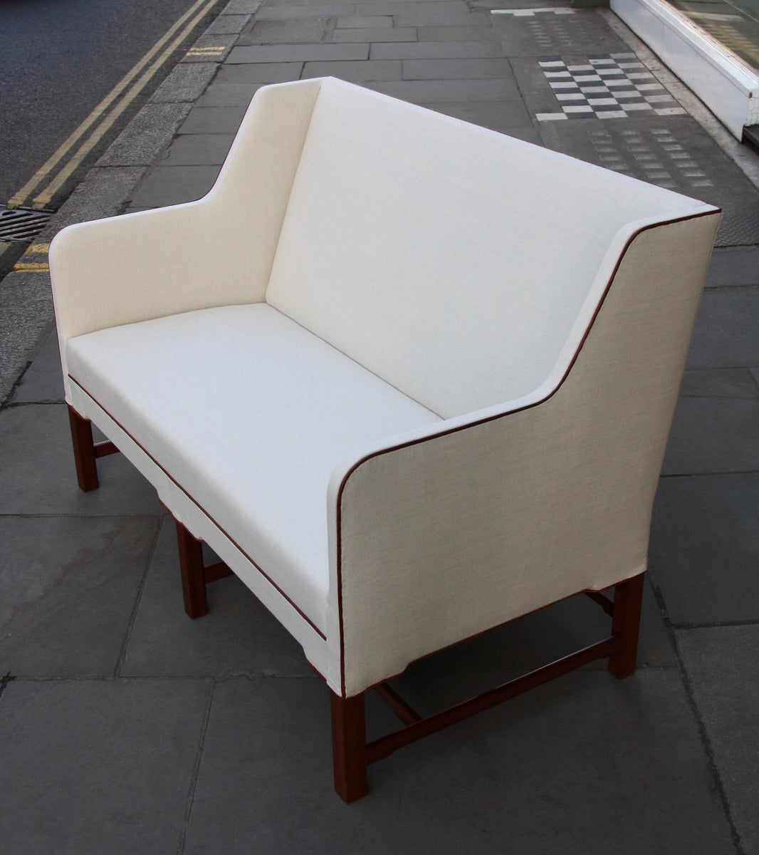 Model 4118 Sofa / Kaare Klint
