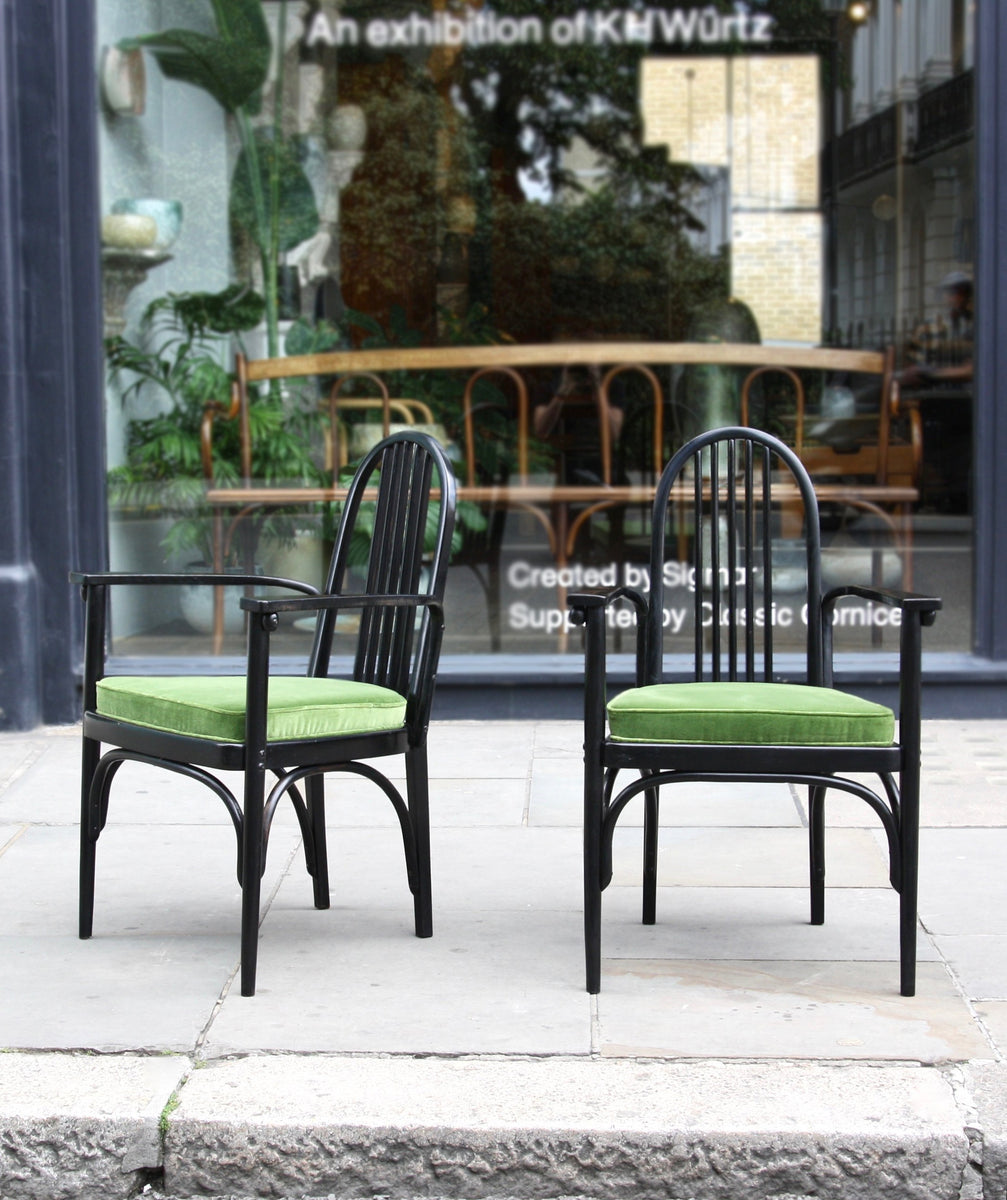 A Pair of Black Lacquered Bentwood Armchairs / J & J Kohn / Circa 1910