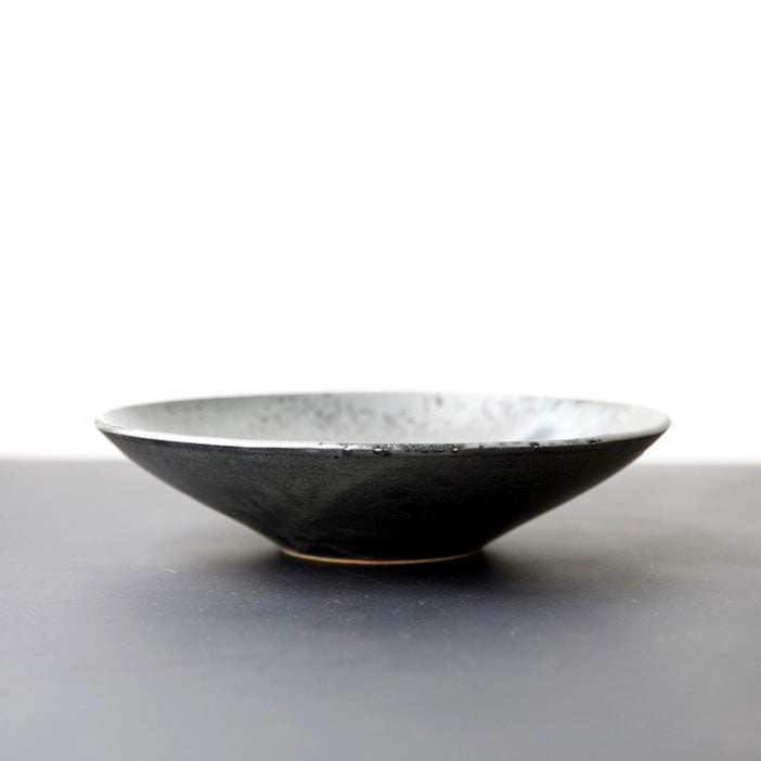 Large Flat Out Bowl / Black / Shape #11, Glaze E