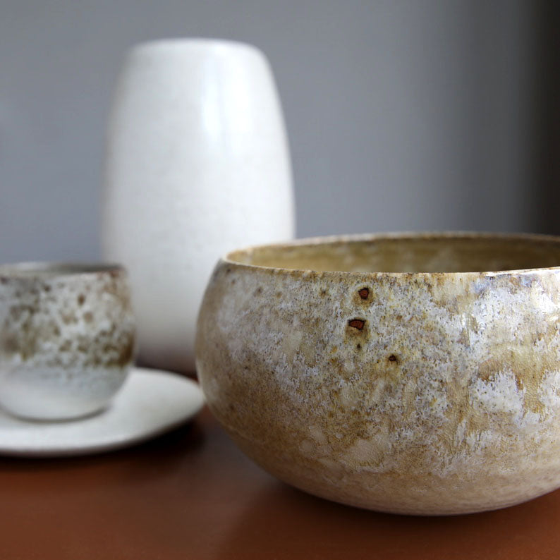 Cauldron Shaped Bowl / Sandstone Glaze