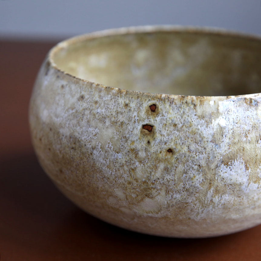 Cauldron Shaped Bowl / Sandstone Glaze
