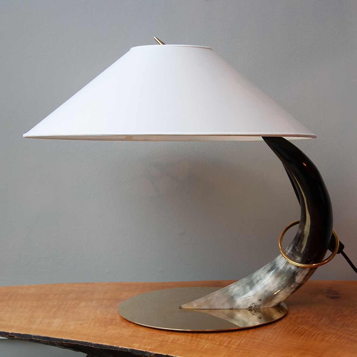 Polished Horn Table Lamp #7255 / Werkstätte Carl Auböck