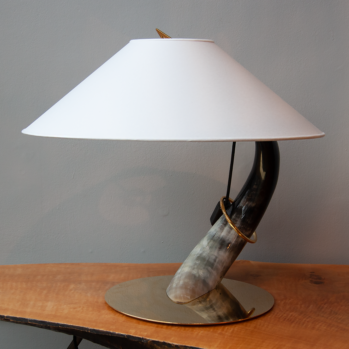 Polished Horn Table Lamp #7255 / Werkstätte Carl Auböck
