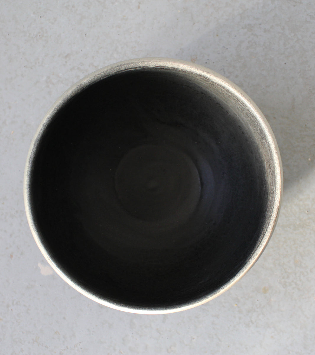 Short Bonshō Bell Shaped Planter <br> Grey Dégradé Glaze