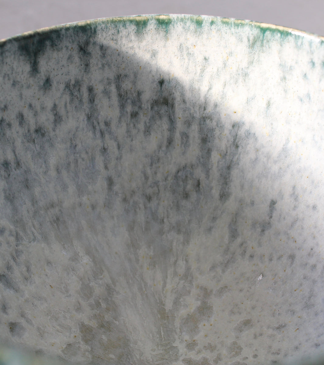 Short Bell Shaped Planter <br> Teal & White Glaze