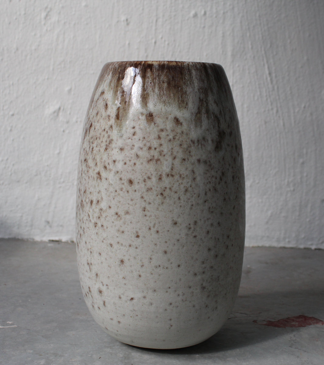 Conical Vase / White & Mauve Glaze