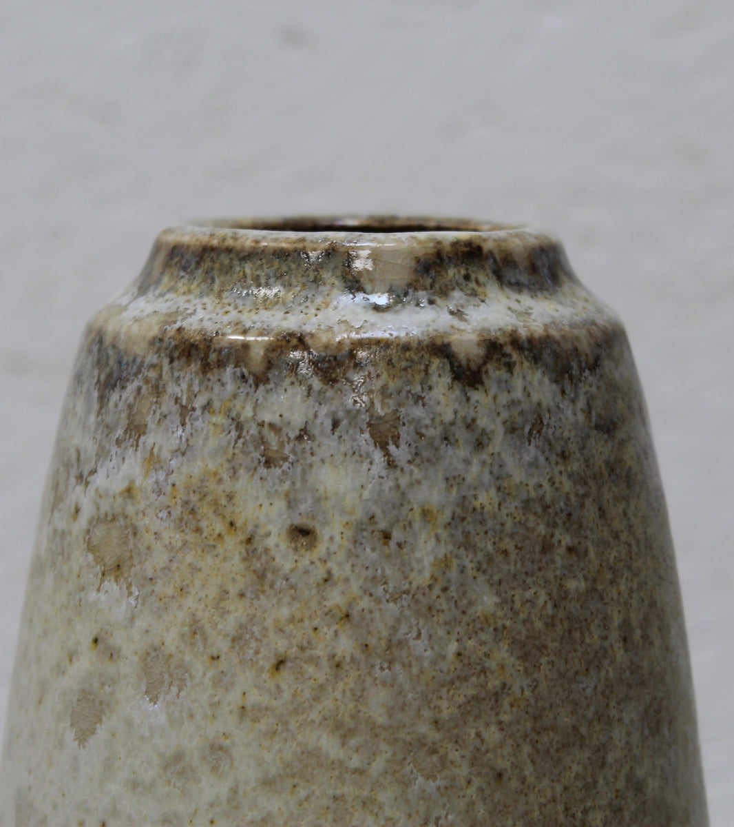 Alabastron Inspired Vessel / Sand Glaze