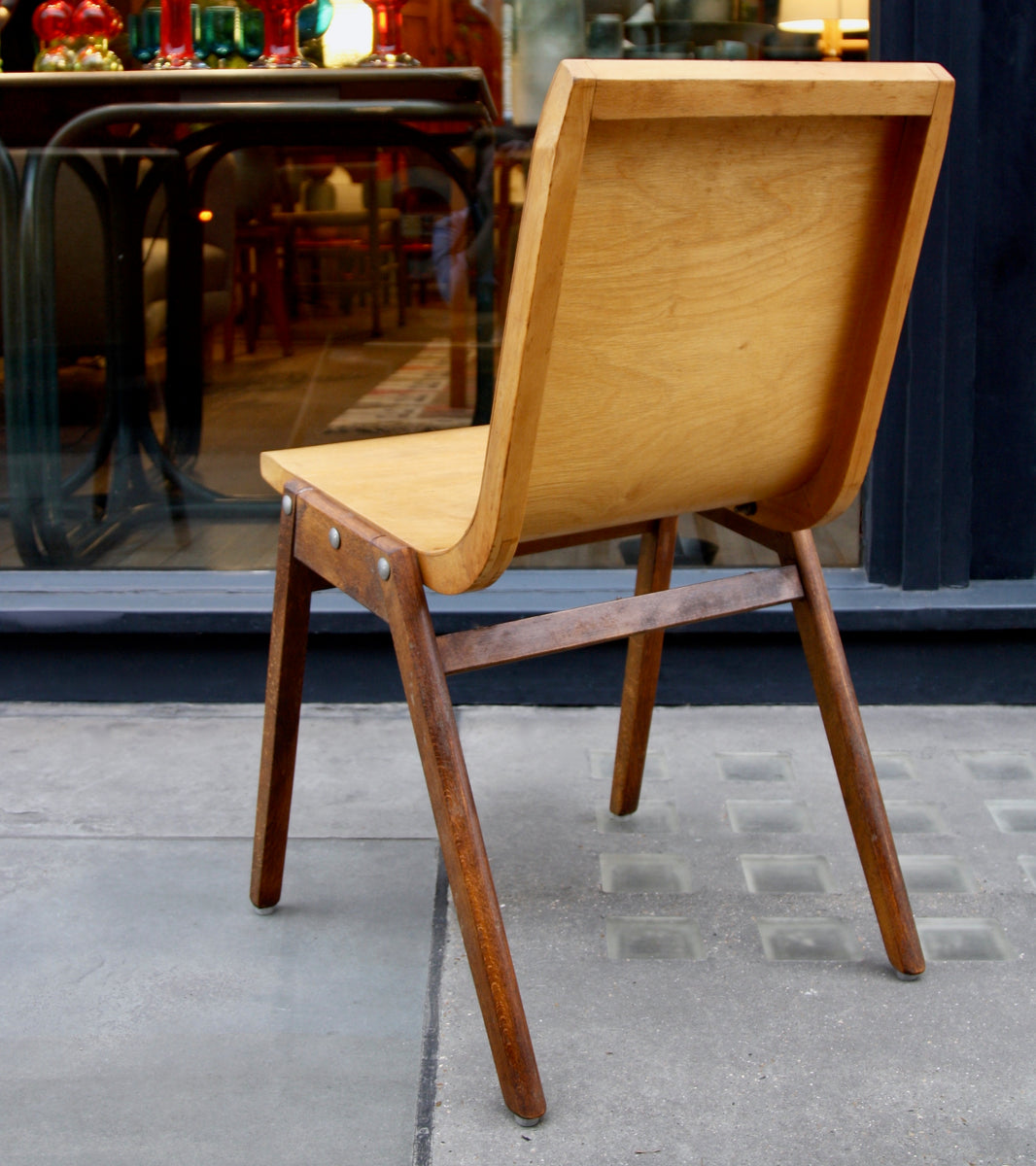 Six Wiener Stadthalle Chairs / Roland Rainer, 1952