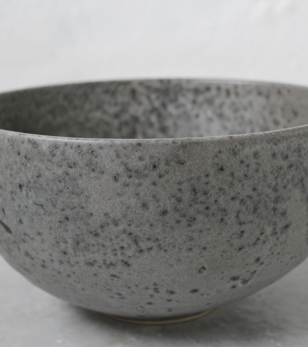 Deep Karahi Pot Shaped Bowl / Grey Glaze
