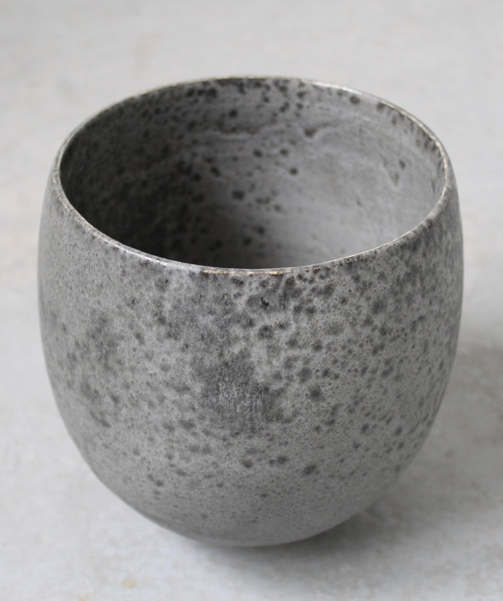 Small Bonshō Bell Shaped Planter <br> Grey Glaze