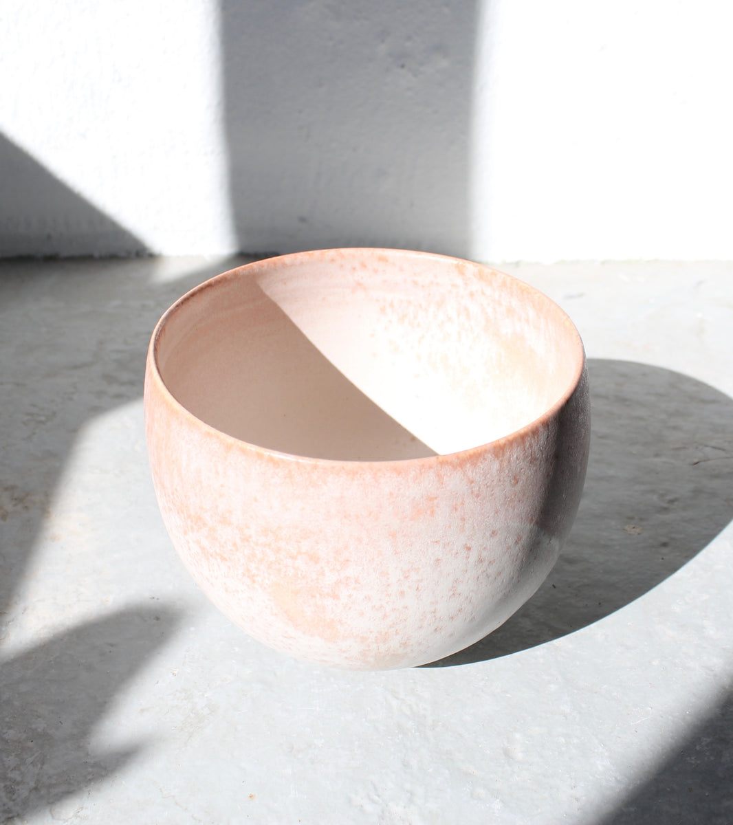 Short Bell Shaped Planter / Peach Glaze