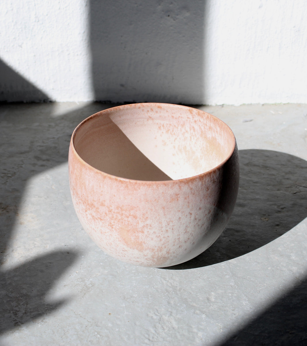 Short Bell Shaped Planter / Peach Glaze