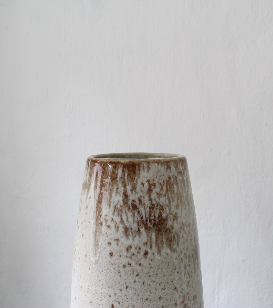 Very Large Slender Floor Vase <br> White & Mauve Glaze