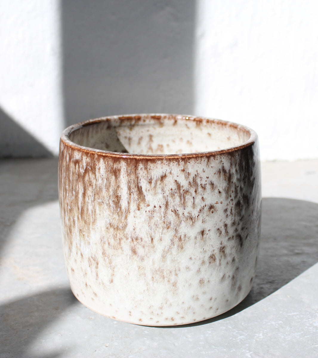 Short Brush Pot Vase <br> White & Mauve Glaze