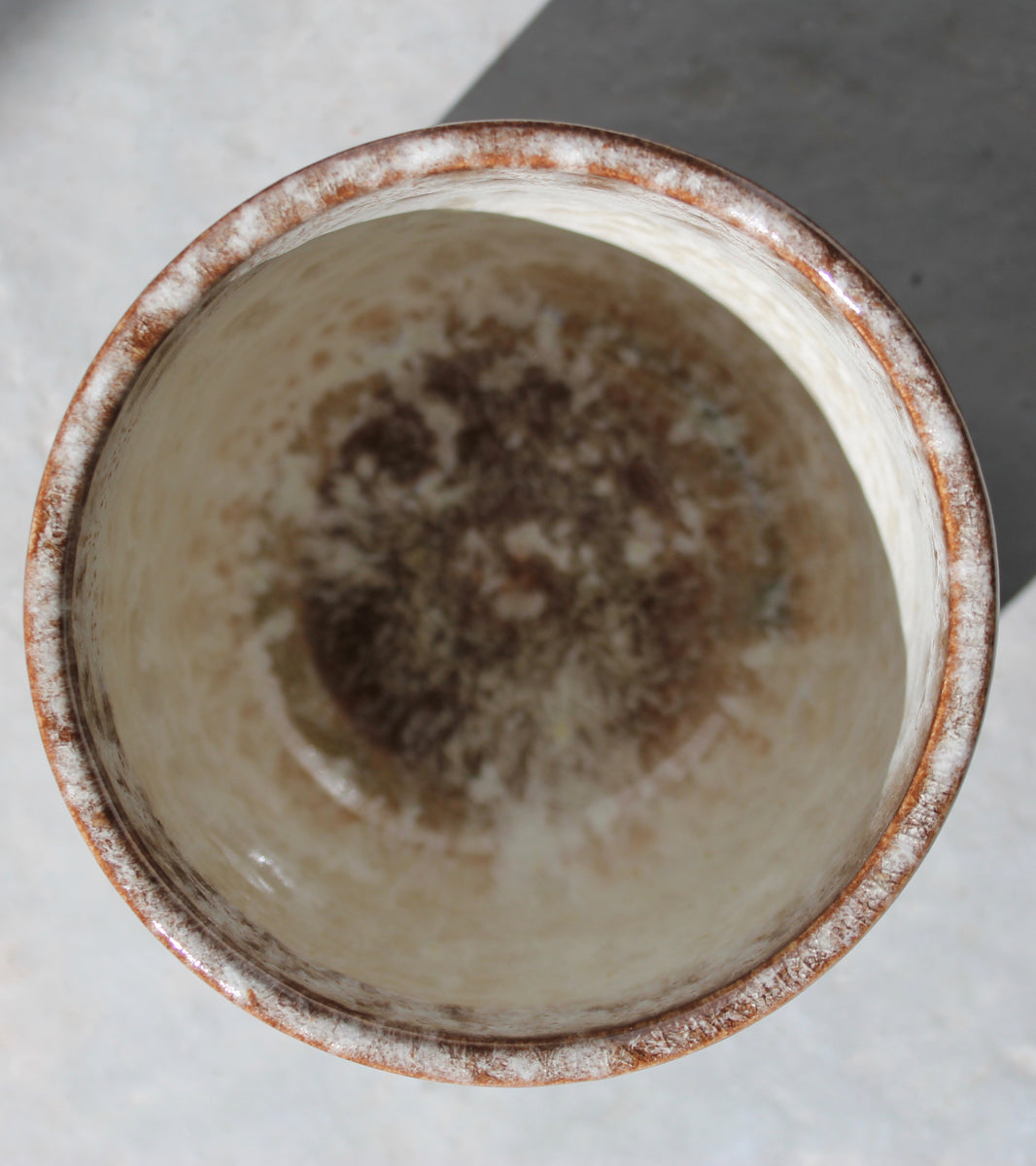 Small Brush Pot Vase <br> White & Mauve Glaze