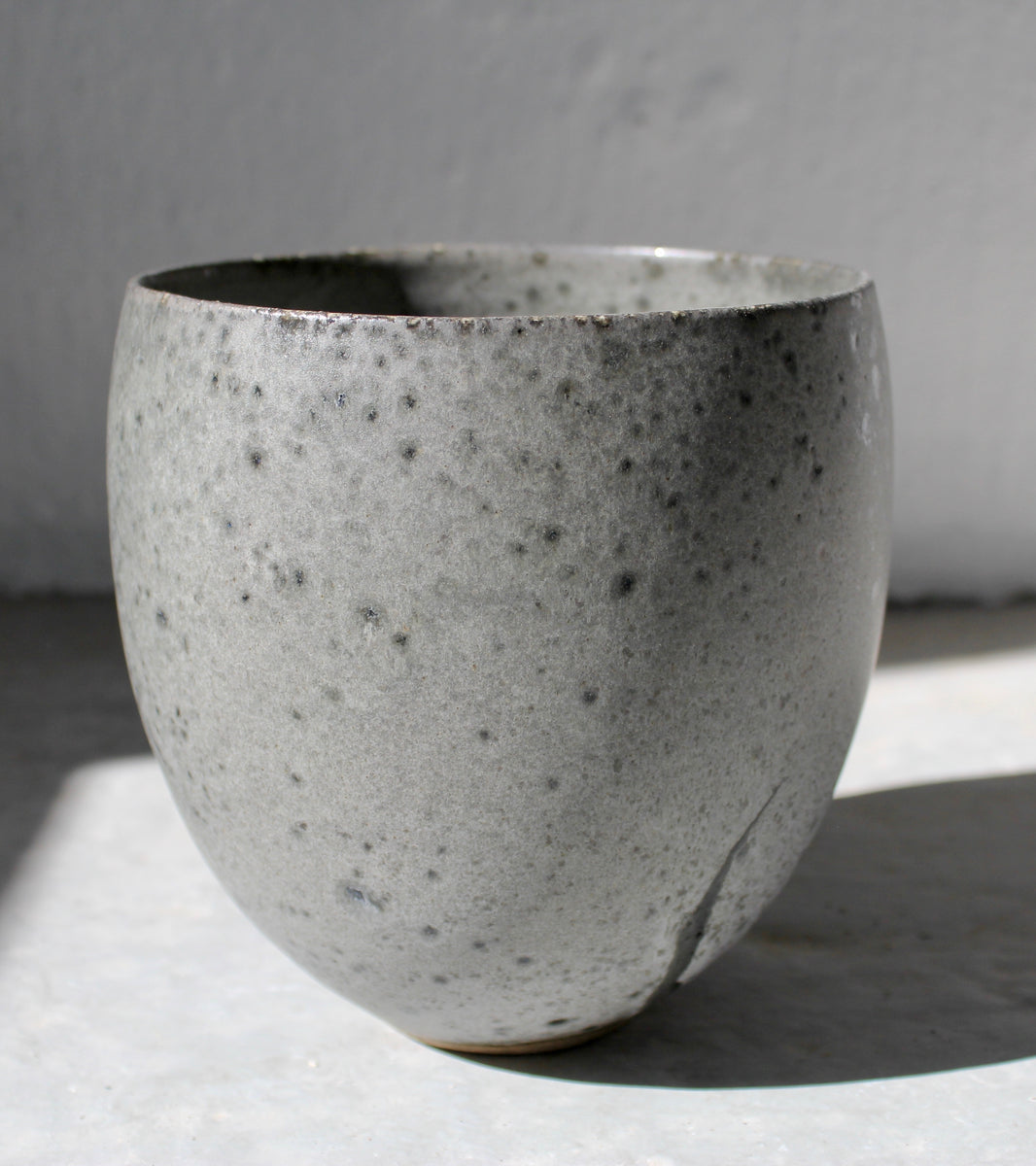 Small Bell Shaped Planter <br> Grey Glaze
