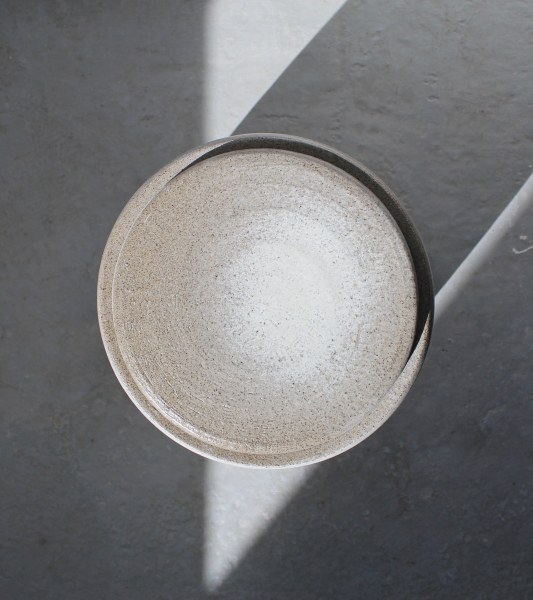 Lidded Tub <br> Chamotte Clay, Clear Glaze