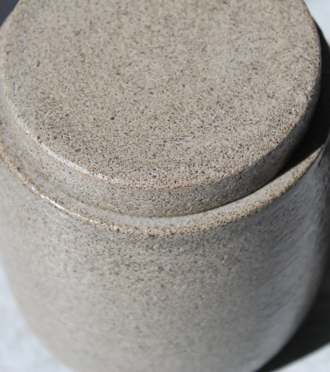 Lidded Jar <br> Chamotte Clay, Clear Glaze