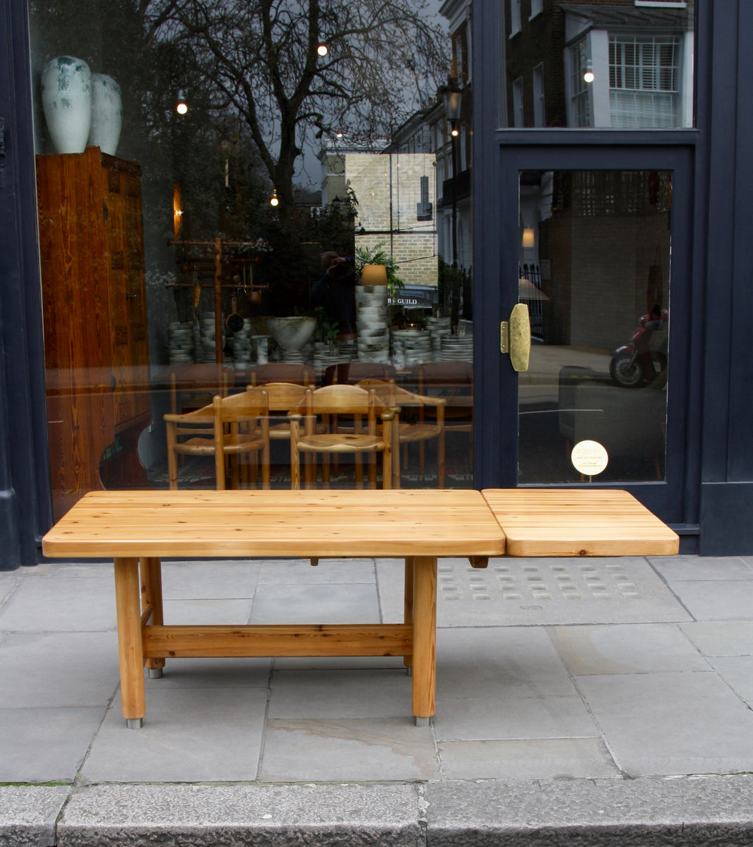 Extendable Solid Pine Table / Knud Friis & Elmar Moltke Nielsen