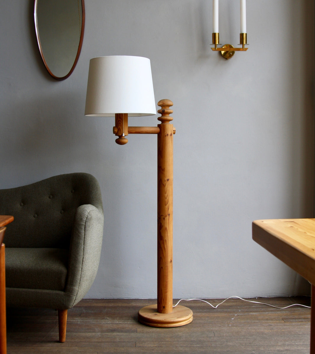Brutalist Pine Floor Light / Uno & Östen Kristiansson