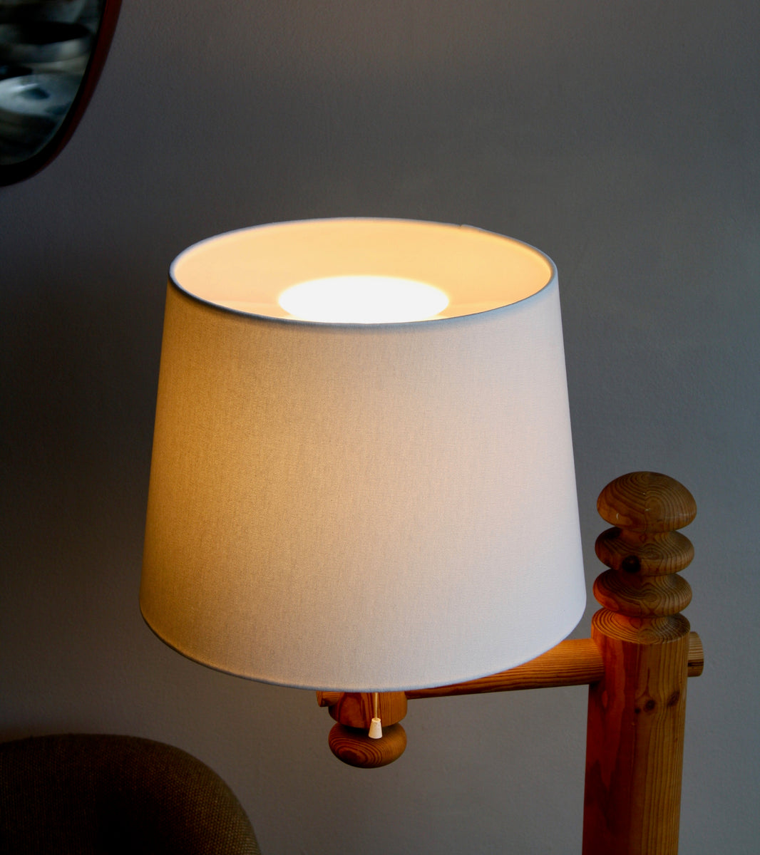 Brutalist Pine Floor Light / Uno & Östen Kristiansson