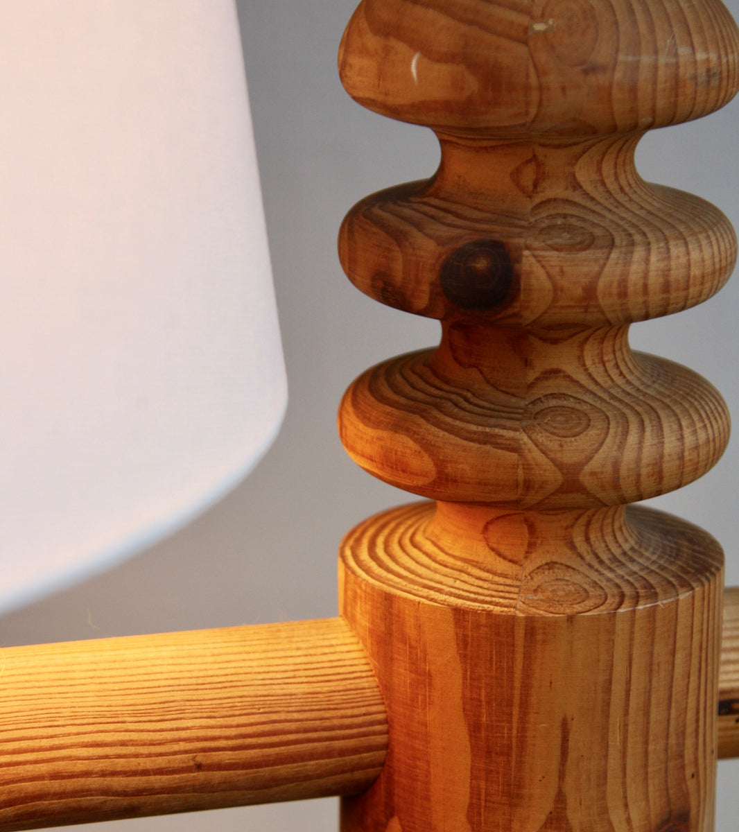 Brutalist Pine Floor Light / Uno & Östen Kristiansson