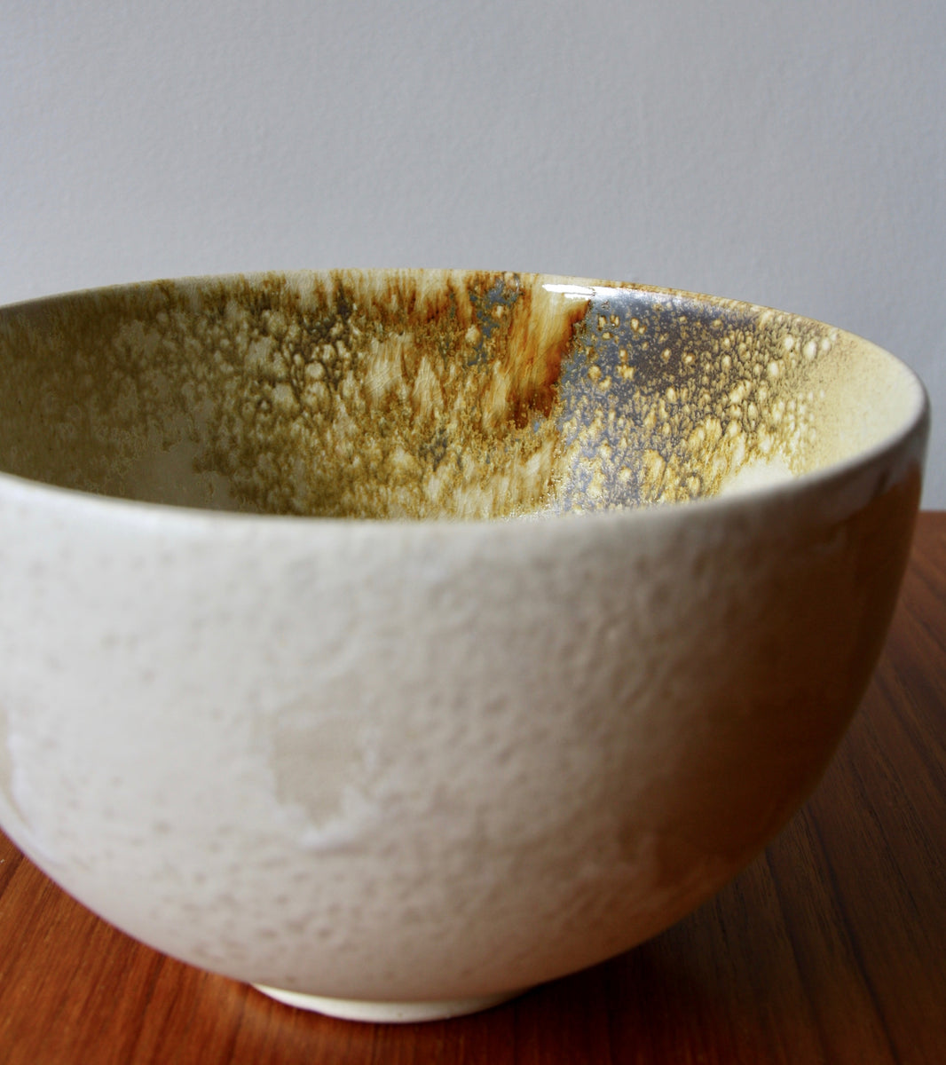 Large Deep Bowl / White & Yellow / Shape #12, Glaze C