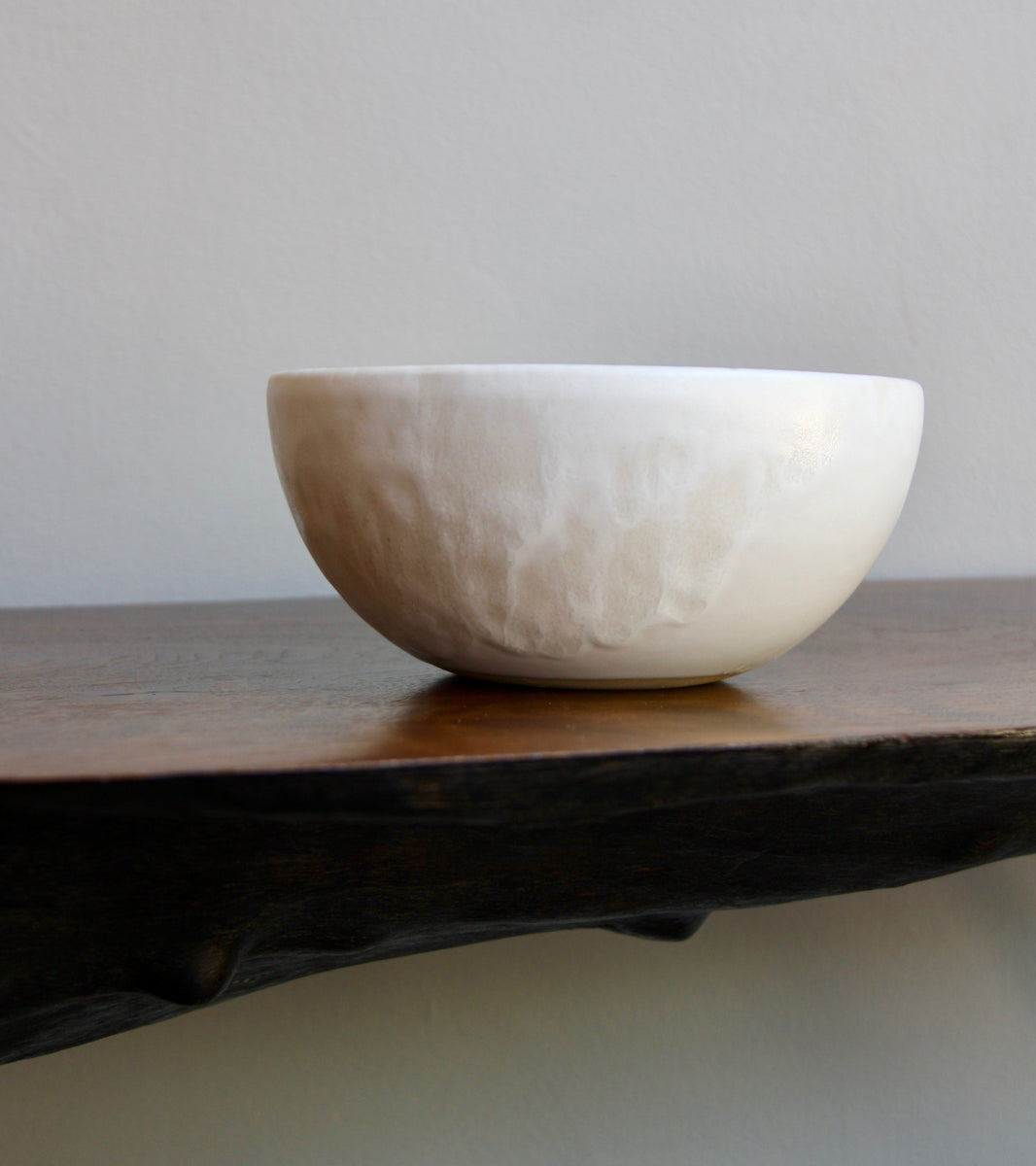 Medium Deep Bowl / Ivory / Shape #10, Glaze I