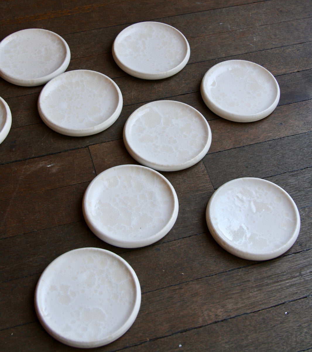 Small Rimmed Plate / Ivory / Shape #2, Glaze I