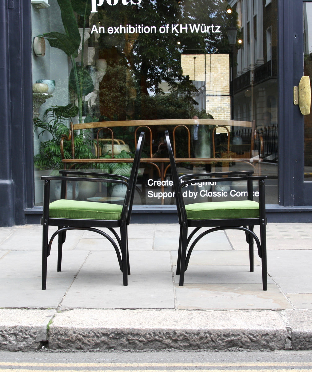 A Pair of Black Lacquered Bentwood Armchairs / J & J Kohn / Circa 1910